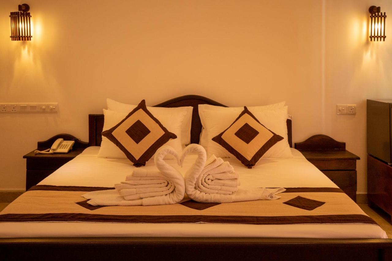 Olu Villa Resort Tissamaharama Buitenkant foto